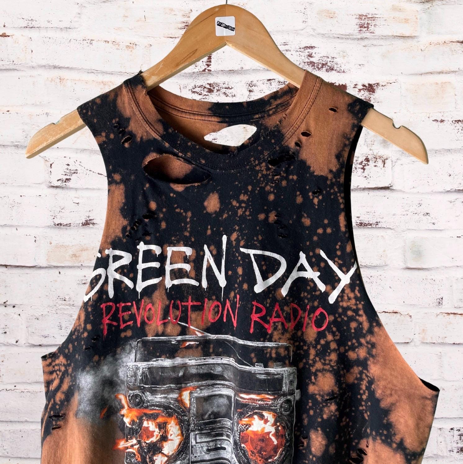 Green Day Revolution Radio Distressed Tee