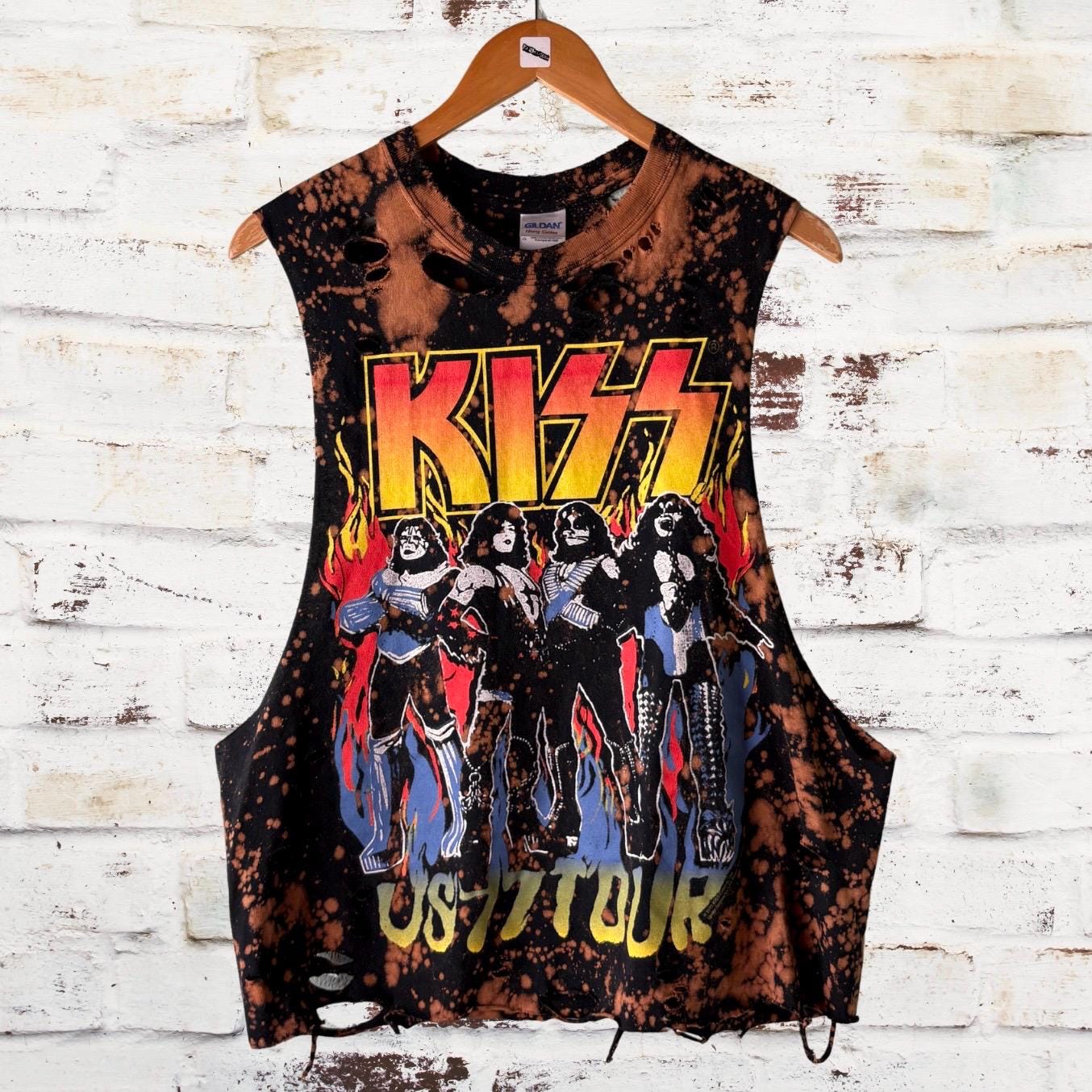 Kiss Bleached Distressed Band Tee