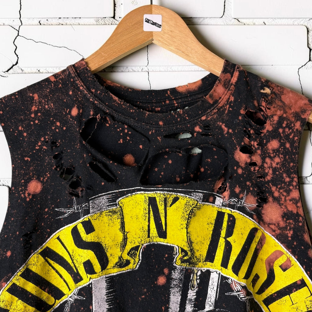 Guns n roses cropped bleached shredded tee