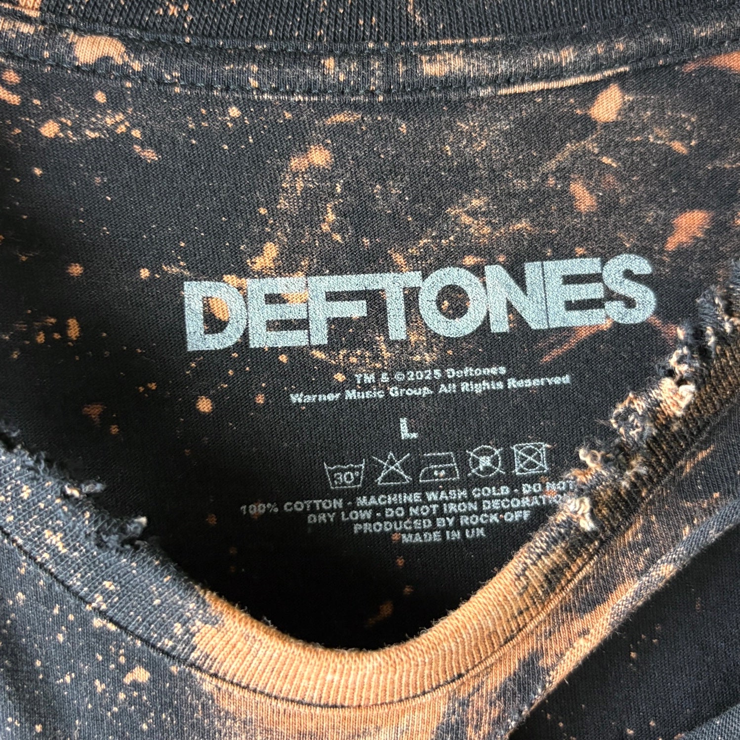 Deftones - Bleached Distressed cropped Band Tee