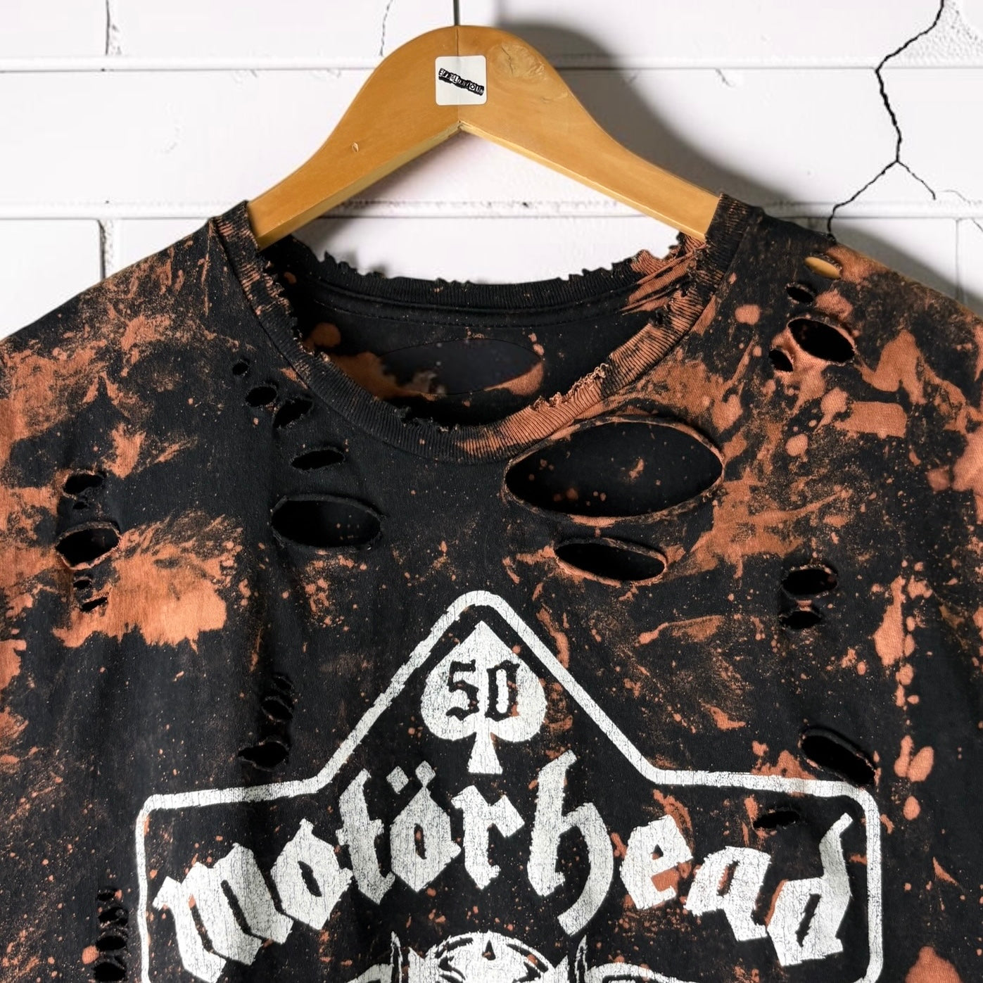 Motörhead Cropped Distressed Band Tee