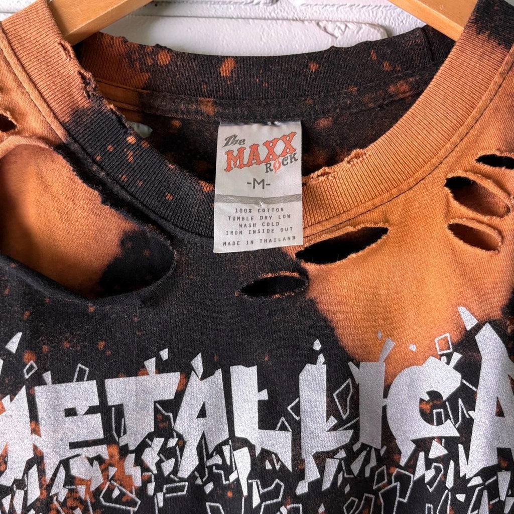 Metallica Bleached Shredded cropped Band Shirt