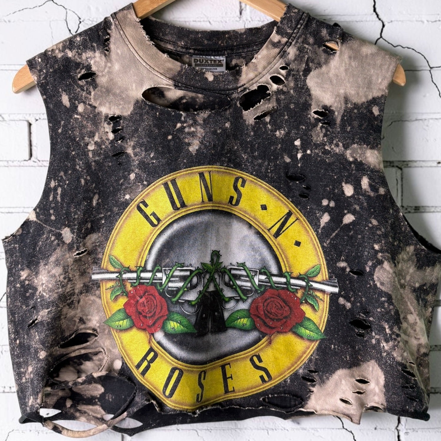 Guns N Roses Distressed Classic Logo Tee