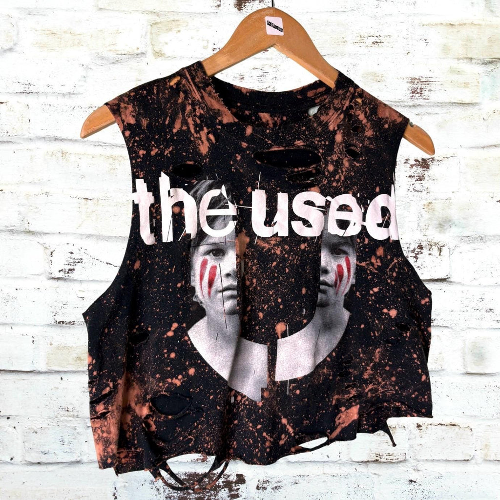 The Used - Vulnerable Bleacherd Shredded Tee