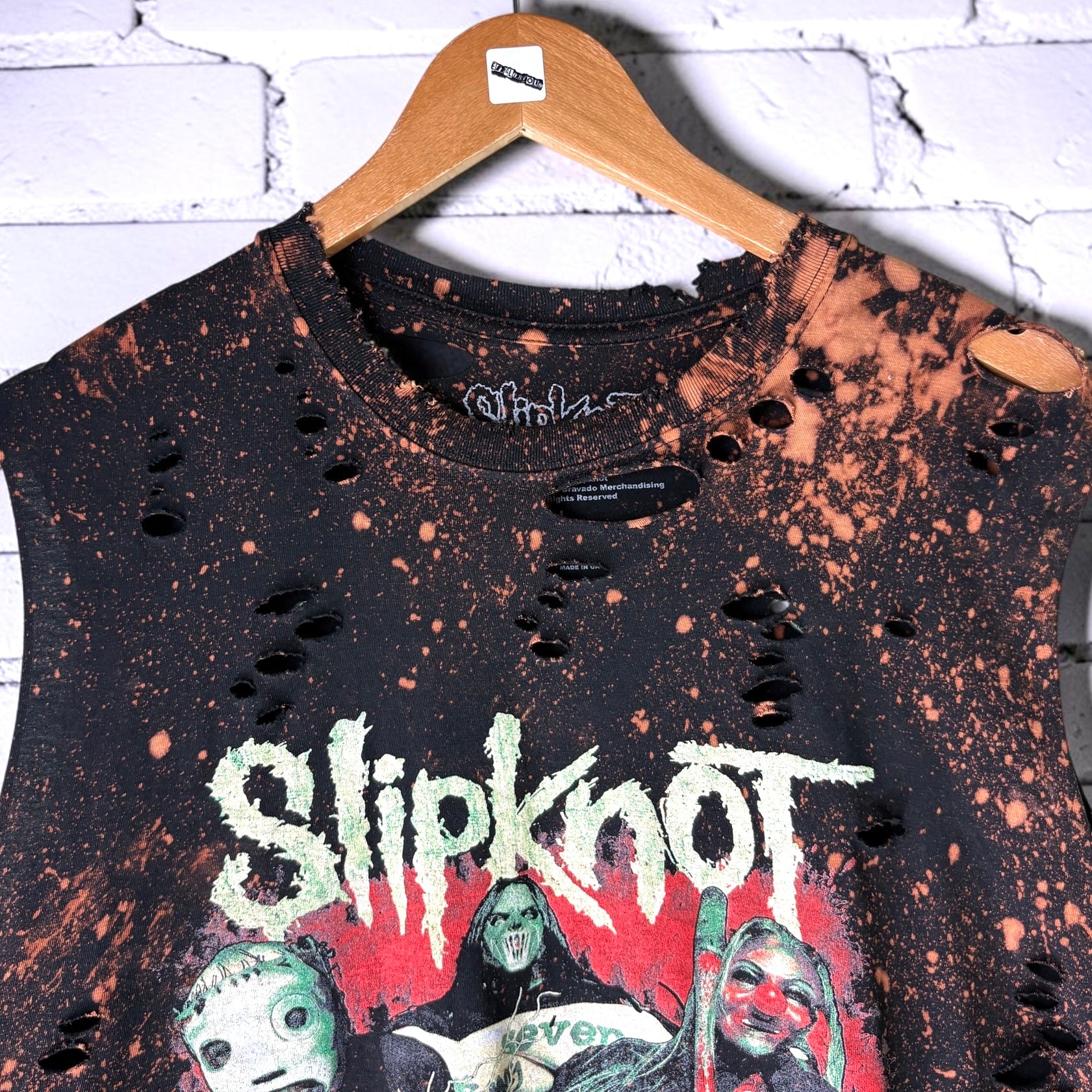 Slipknot Bleached Distressed cropped sleeveless Band Tee