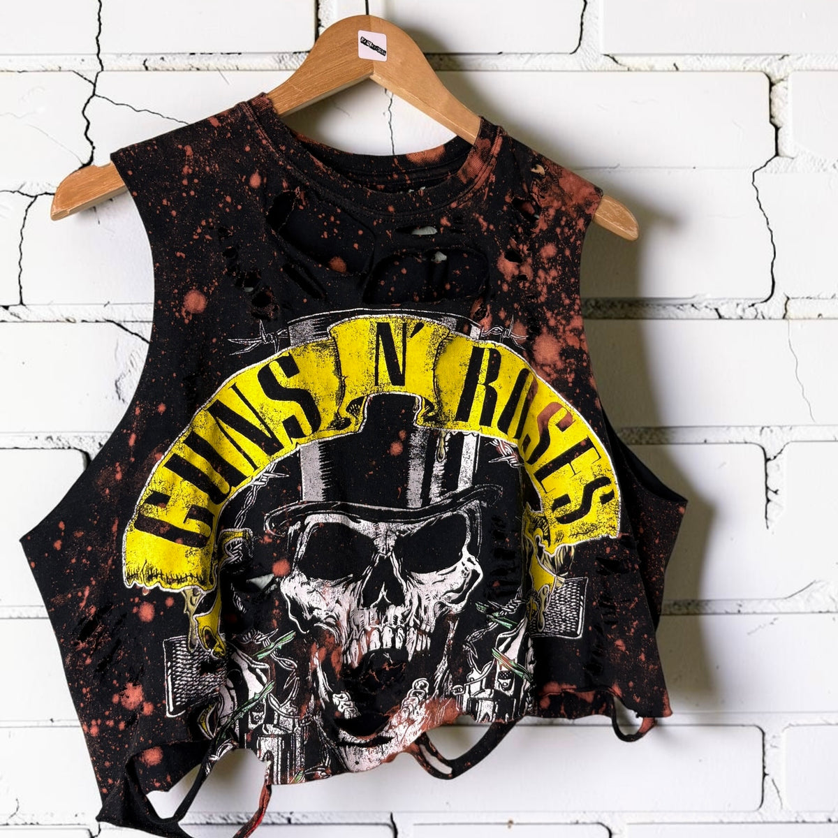 Guns n roses cropped bleached shredded tee