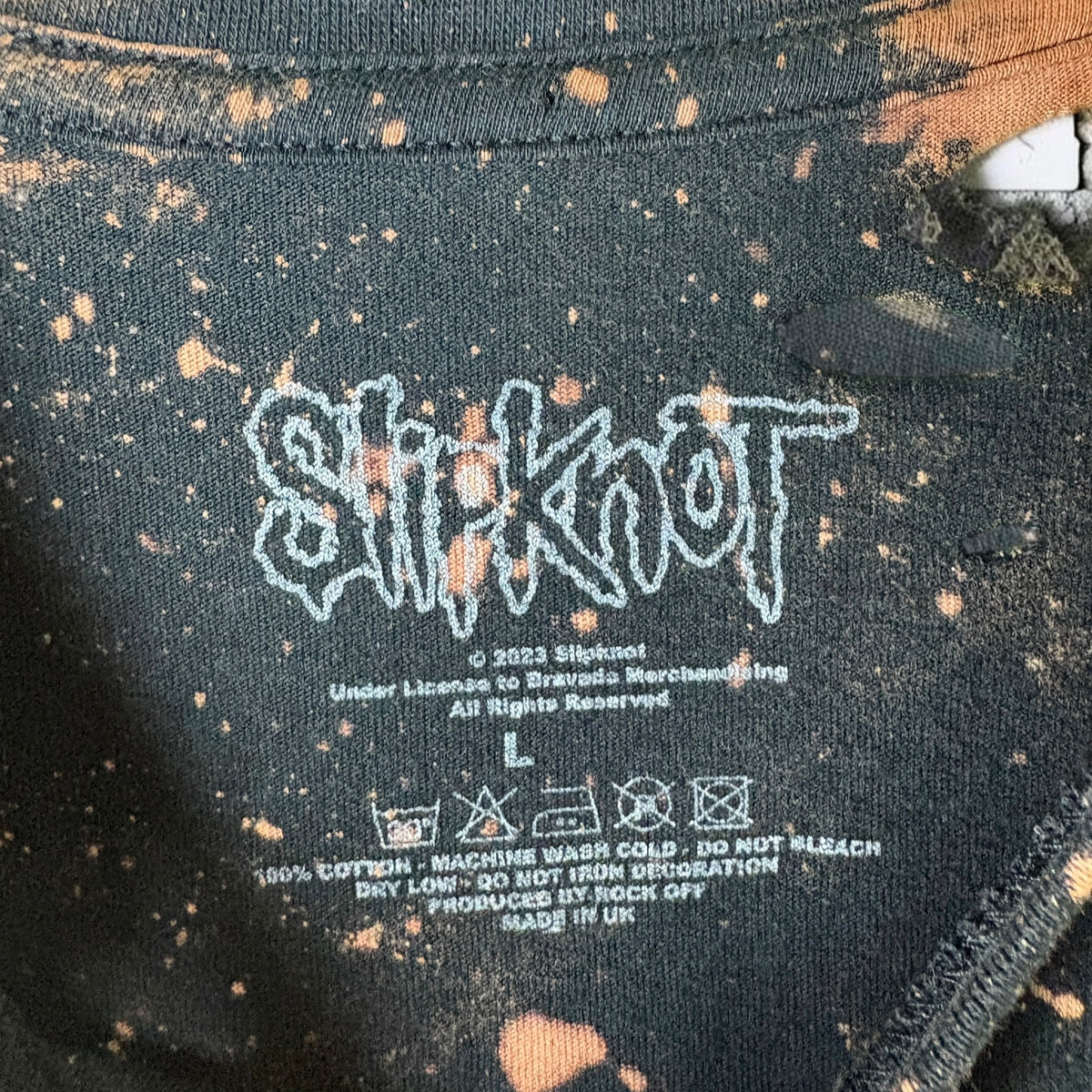 Slipknot Bleached Distressed cropped sleeveless Band Tee