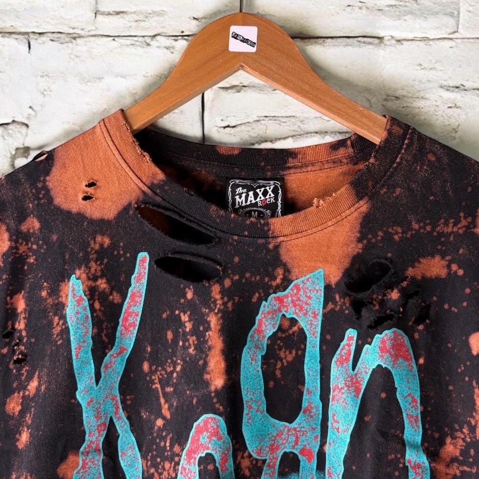Korn Bleached Cropped Distressed Band T-Shirt