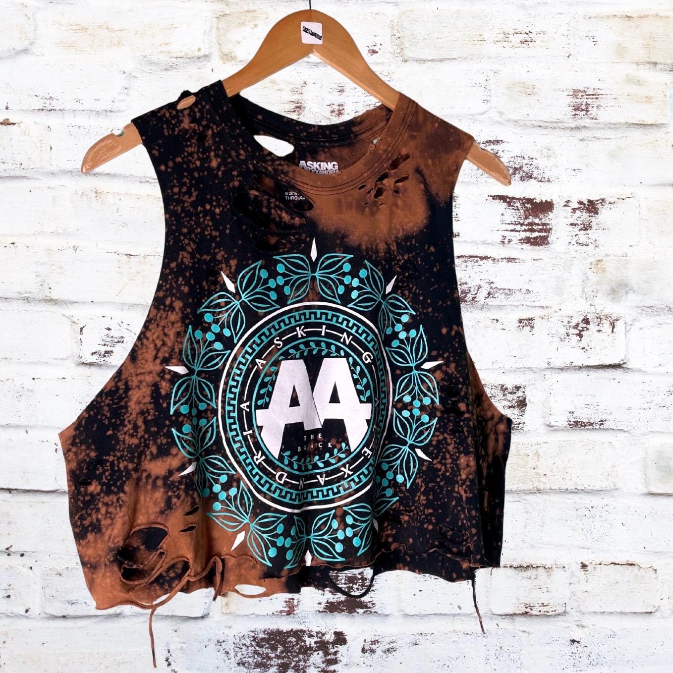 Asking Alexandria Cropped Band Shirt