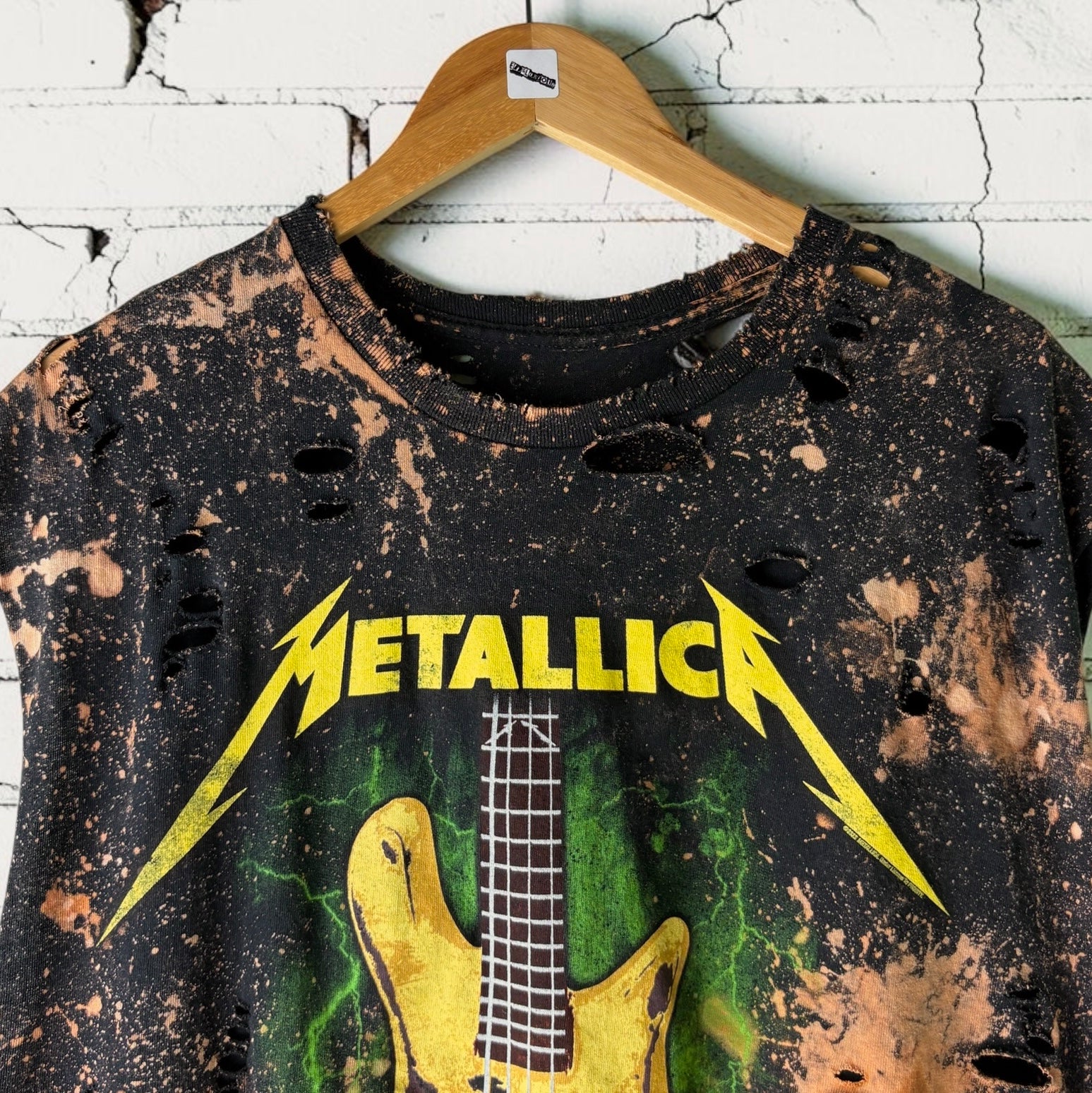 Metallica Bleached Distressed Cropped Tee