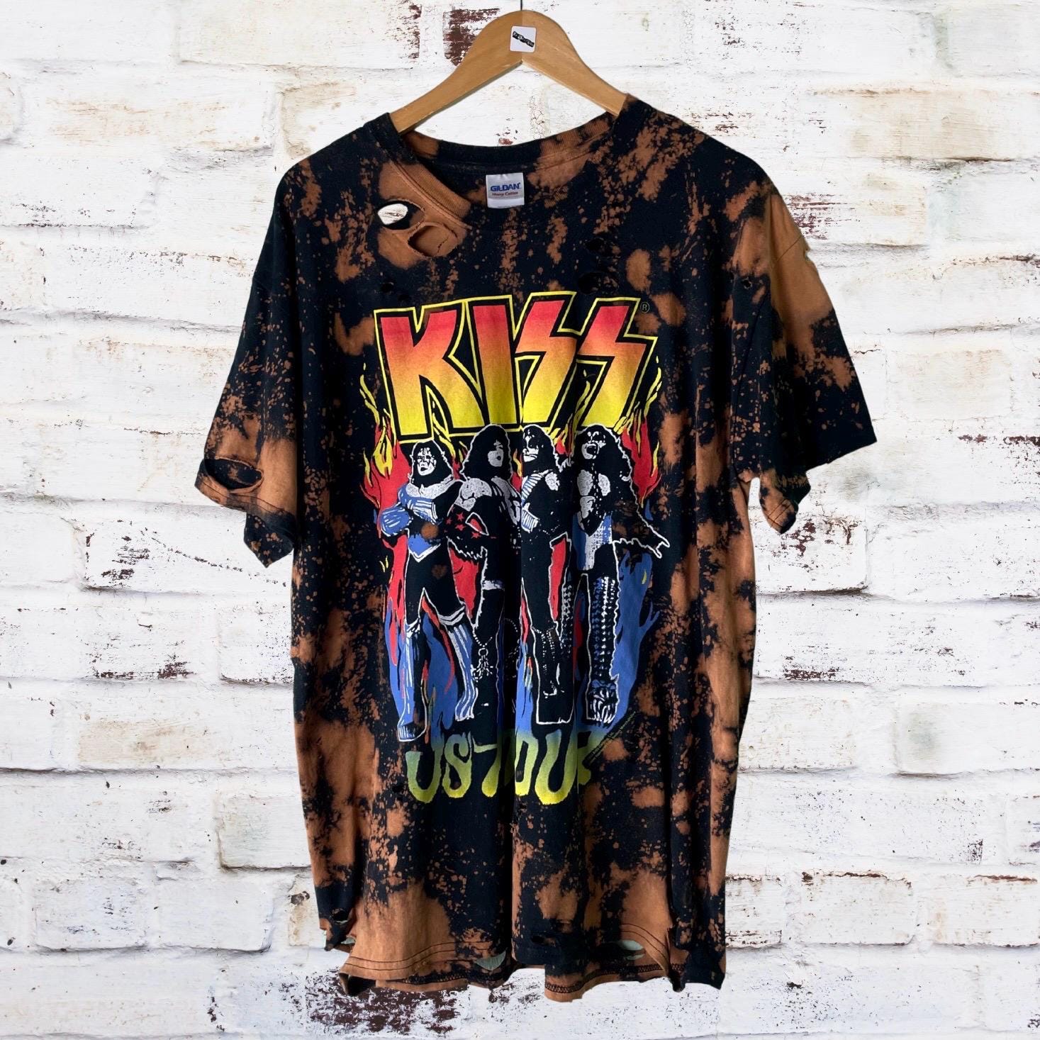 Kiss Bleached Distressed Band Shirt