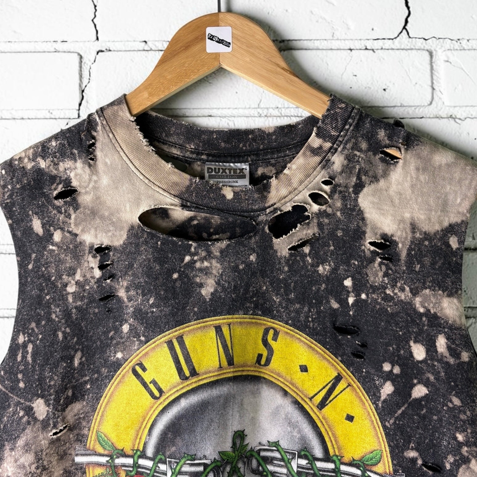 Guns N Roses Distressed Classic Logo Tee