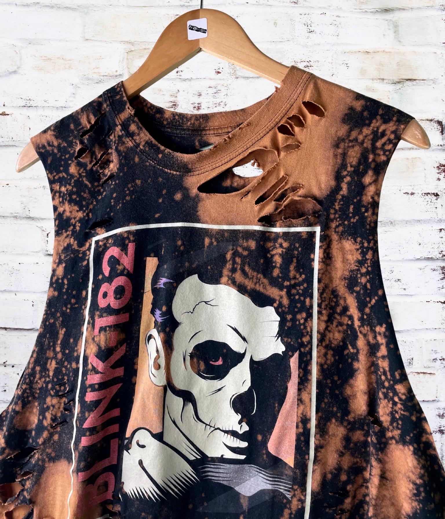 Blink 182 Distressed Tour Tee