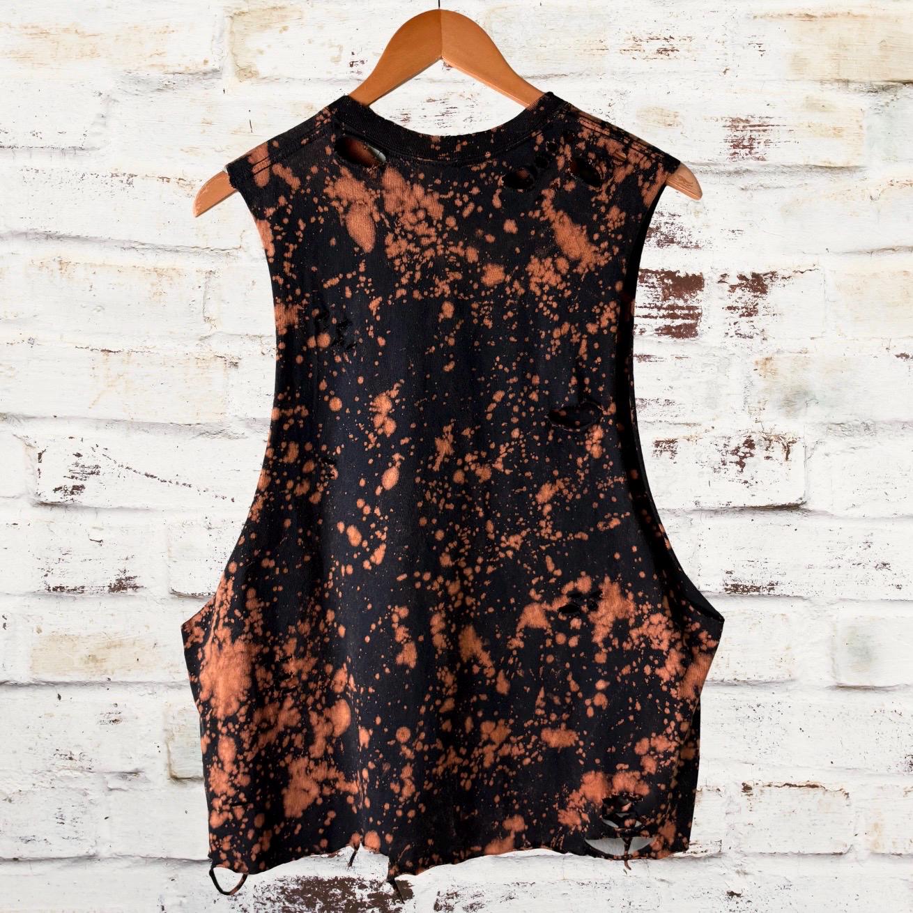 Kiss Bleached Distressed Band Tee