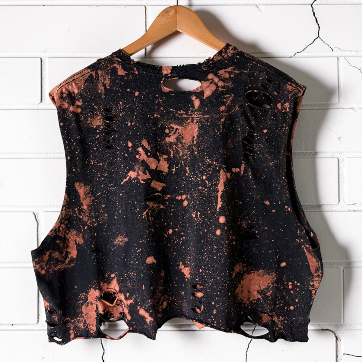 Motörhead Cropped Distressed Band Tee