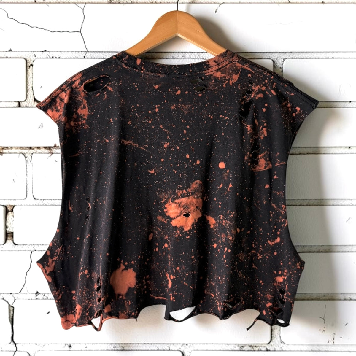 Nirvana - In Utero Bleach Cropped Distressed Tee