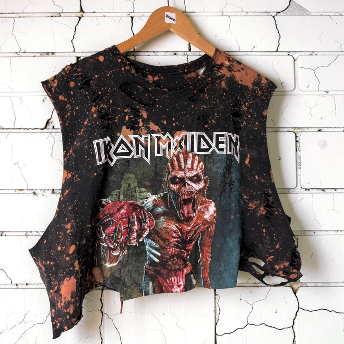 Iron Maiden - Bleached Distressed Band Tee
