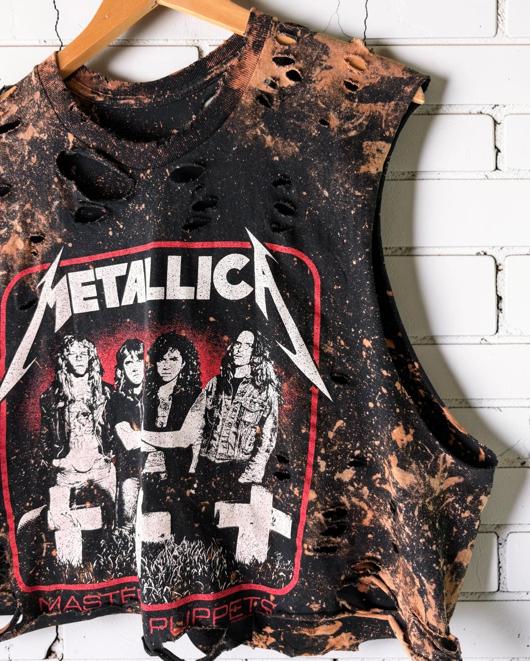 Metallica - Master Of Puppets Bleached Distressed Tee