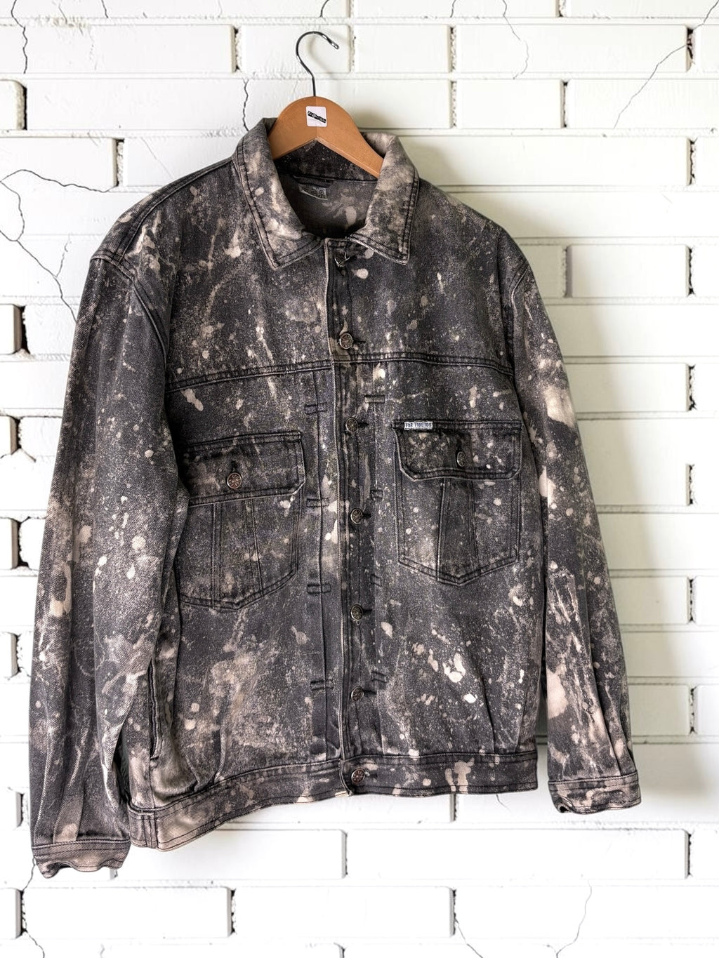 DIY OR DYE - Custom Bleach-Dyed Black Denim Trucker Jacket
