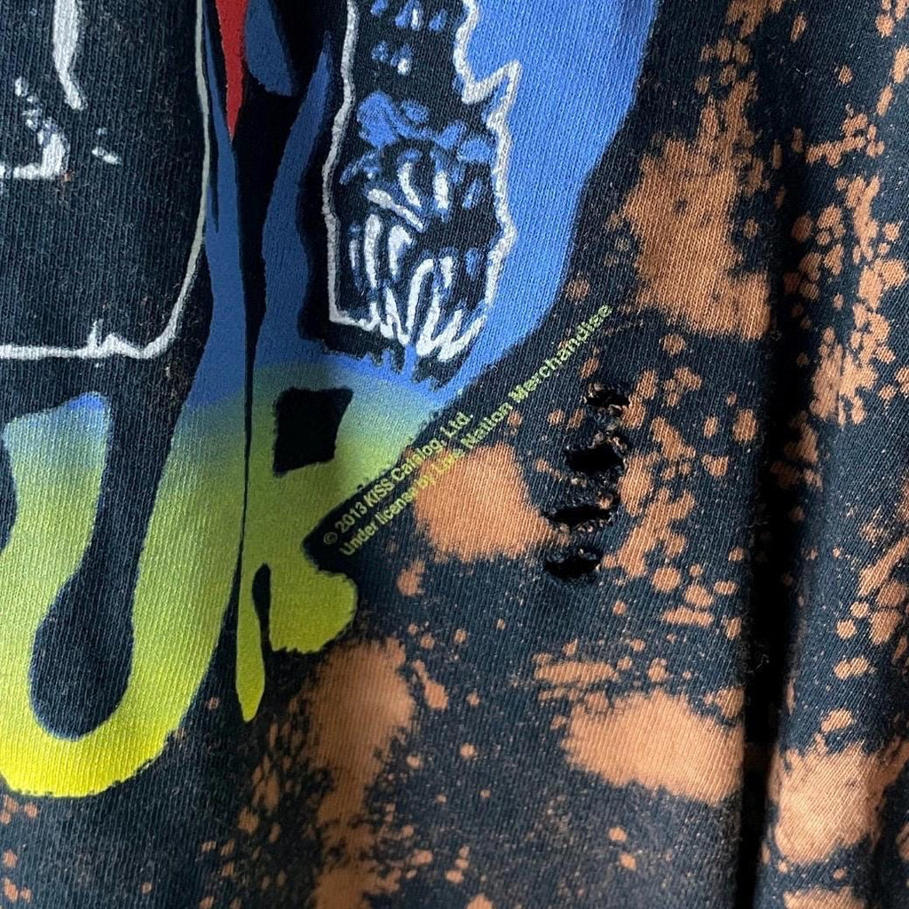 Kiss Bleached Distressed Band Shirt