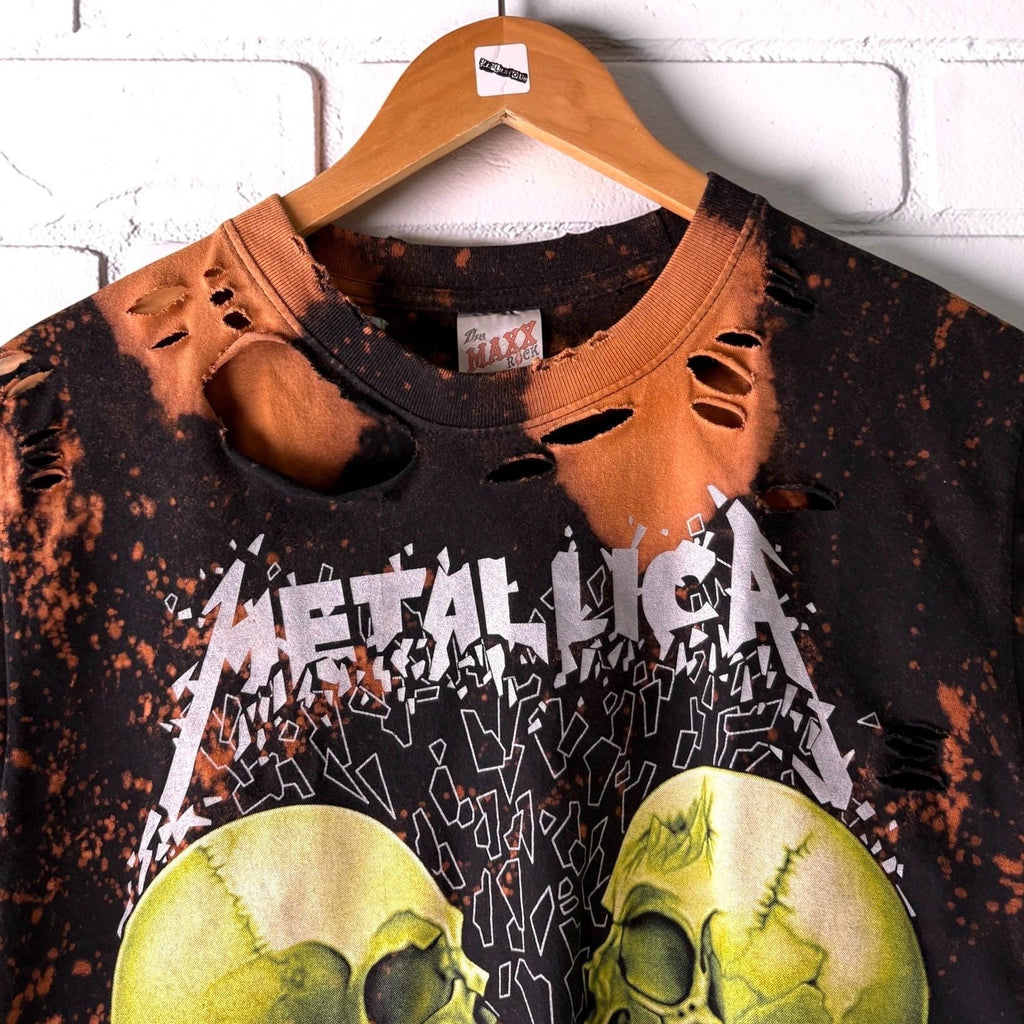 Metallica Bleached Shredded cropped Band Shirt