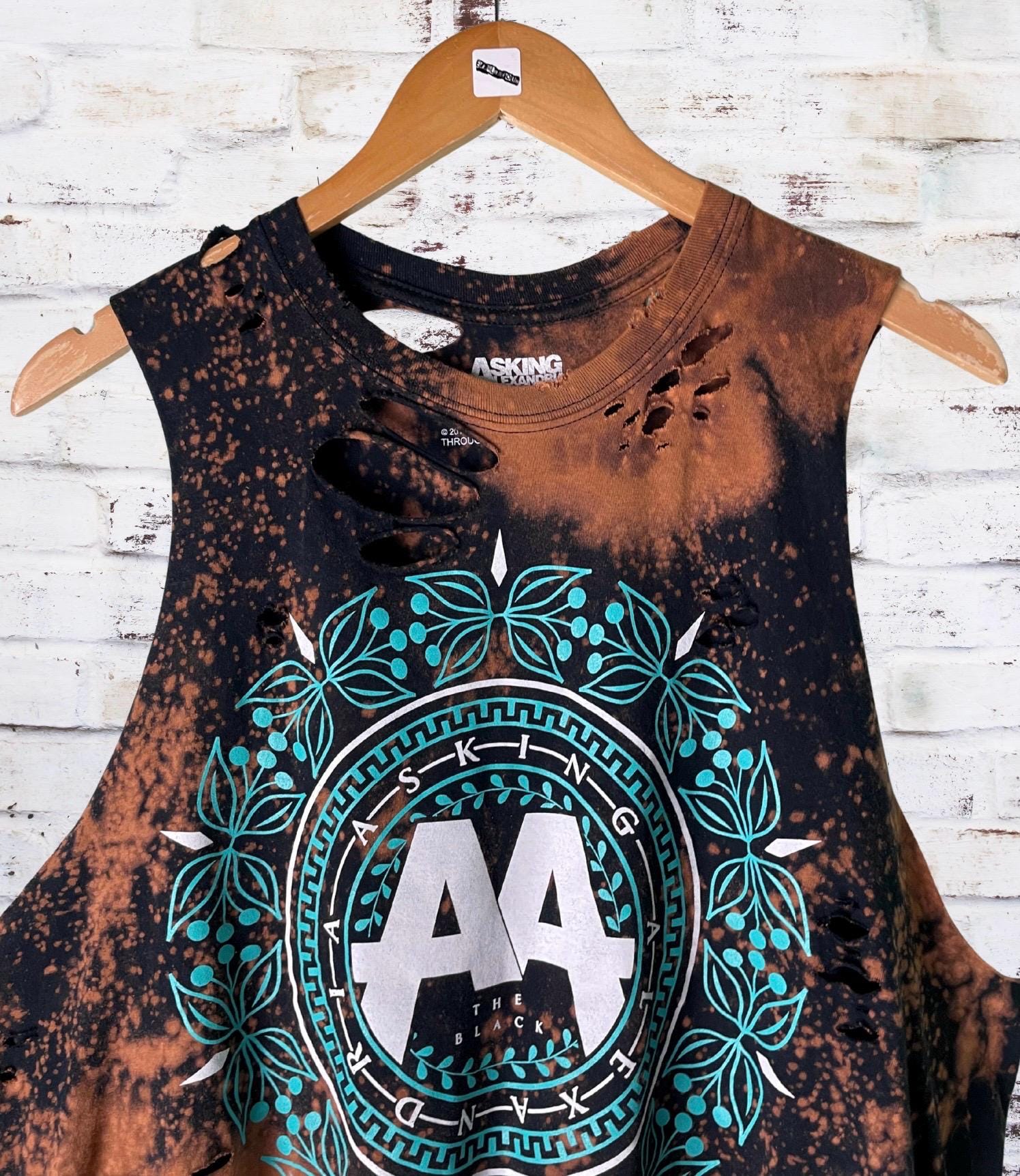 Asking Alexandria Cropped Band Shirt