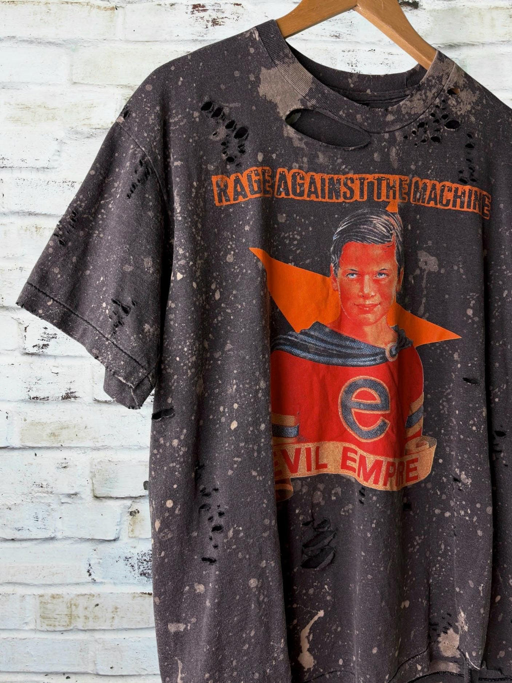 Rage Against The Machine - Evil Empire Thrashed Tee