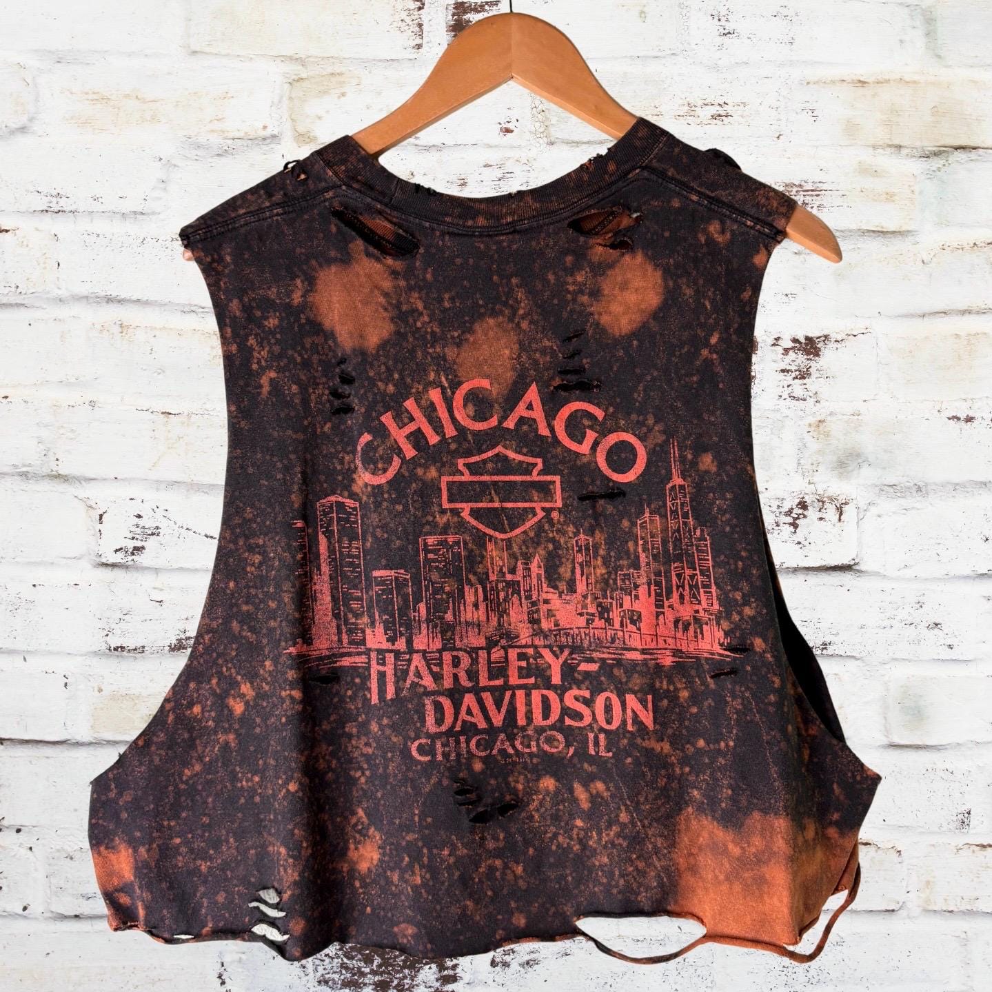Harley Davidson Chicago Distressed Cropped Tee