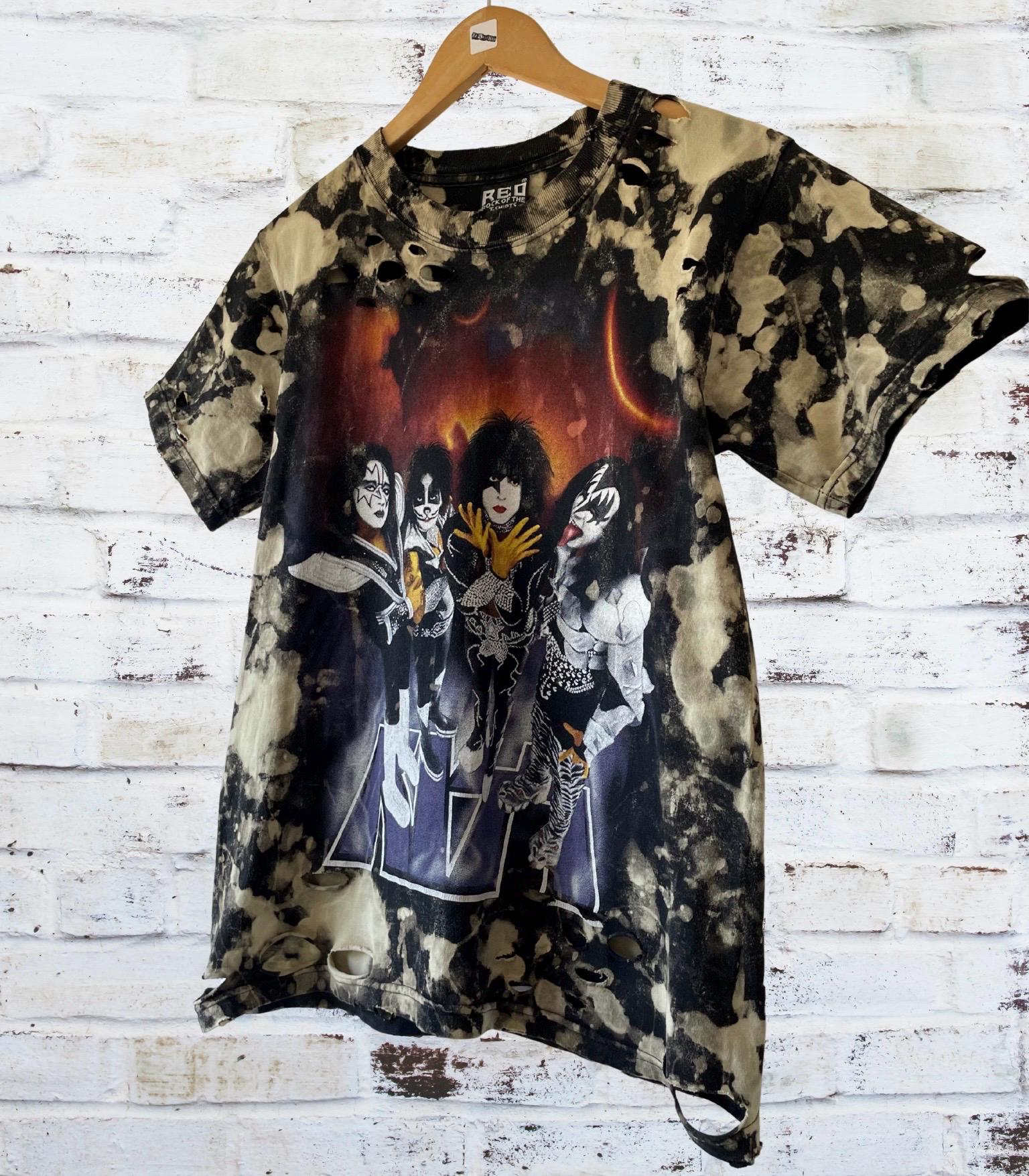 Kiss bleached distressed Band Shirt